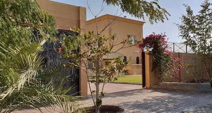Holiday Villa Inn - Masfout Hatta