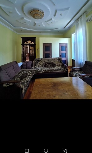 Comfort Room, 5 Bedrooms, Pool Access, Ground Floor | Living area | TV