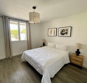 2 bedrooms, travel crib, WiFi, bed sheets