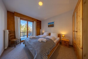 3 bedrooms, free WiFi, bed sheets