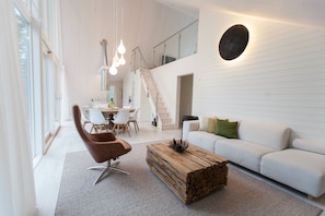Luxury Chalet, 2 Bedrooms, Jetted Tub, Partial Sea View | Living area