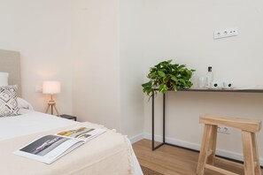 Double Room, Terrace | 1 bedroom, minibar, free WiFi, bed sheets - Boutique Hotel Oriola (Pollenca)