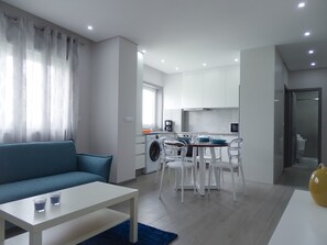 Apartment, 2 Bedrooms | Living room | Smart TV - Rs porto Apartments (Porto)