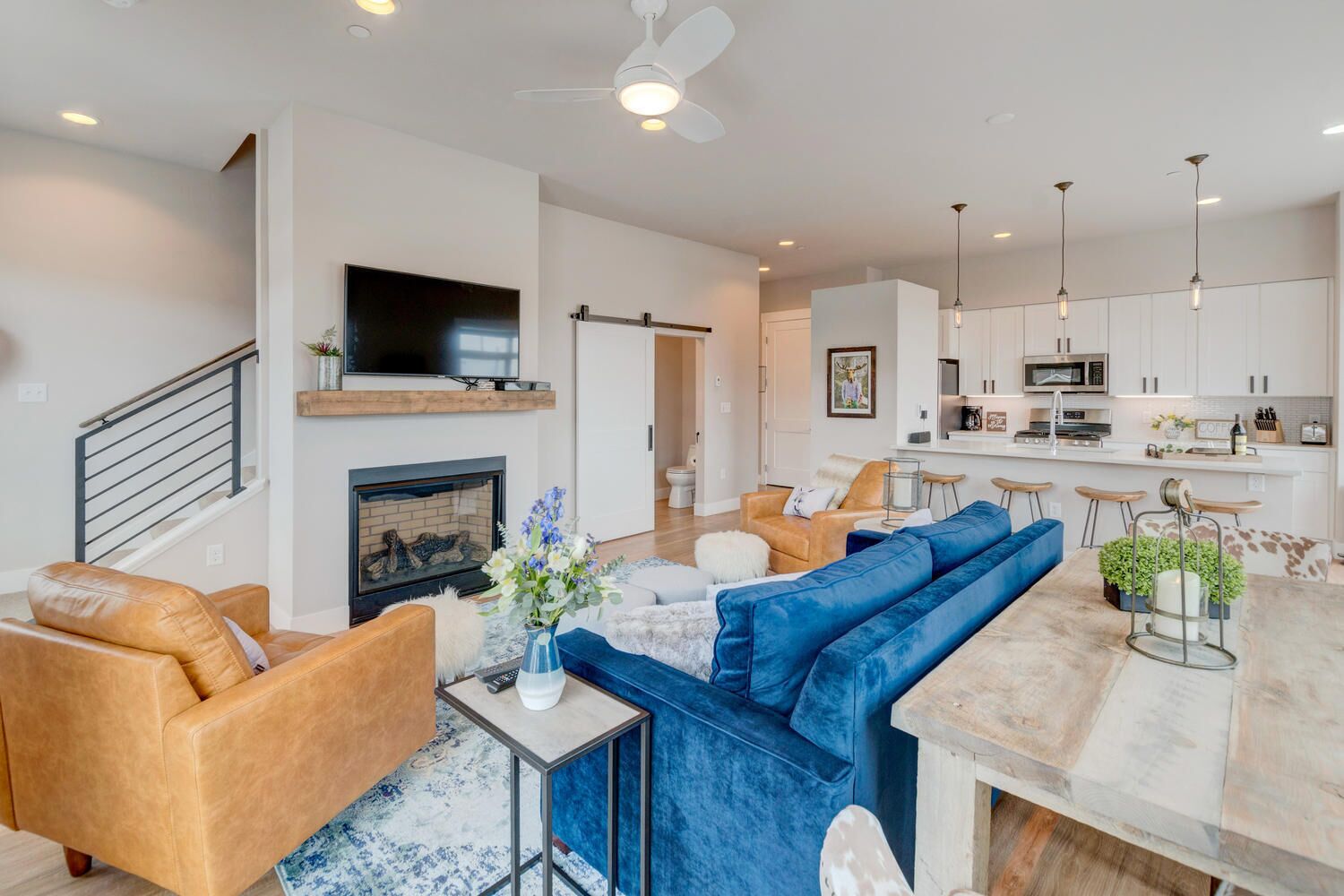 New Luxury Loft 1 / Hot Tub & Great Views / Best Price - $500 FREE Activities Daily