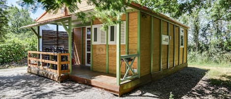 Comfort chalet (Acacia) | Individueel gedecoreerd, individueel gemeubileerd