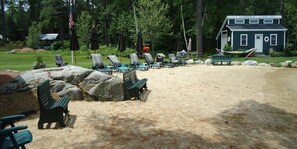 Cottage, meerdere bedden (Birches at Gilmore Camps on Kezar Lak) | Strand