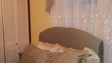2 bedrooms