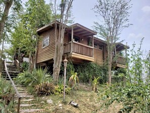 Lägenhet - 2 queensize-sängar (Beautiful Santa Isabel Luxury Farm Wo) | Boendets fasad