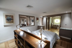 1 quarto, ferros/tábuas de passar roupa, Wi-Fi, roupa de cama