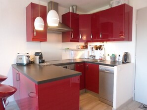 Fridge, microwave, dishwasher, toaster