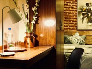 9 bedrooms, iron/ironing board, WiFi - ... a boutique guesthouse and art hub - merging tradition and modernity (patan)