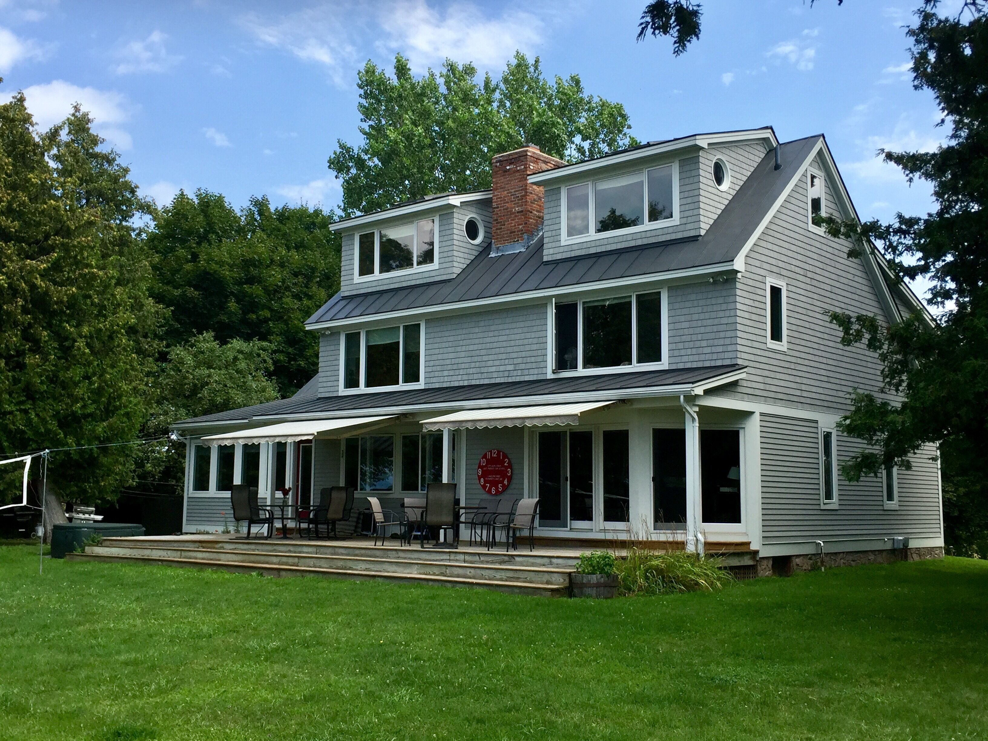 "Spectacular Lake Champlain Retreat"