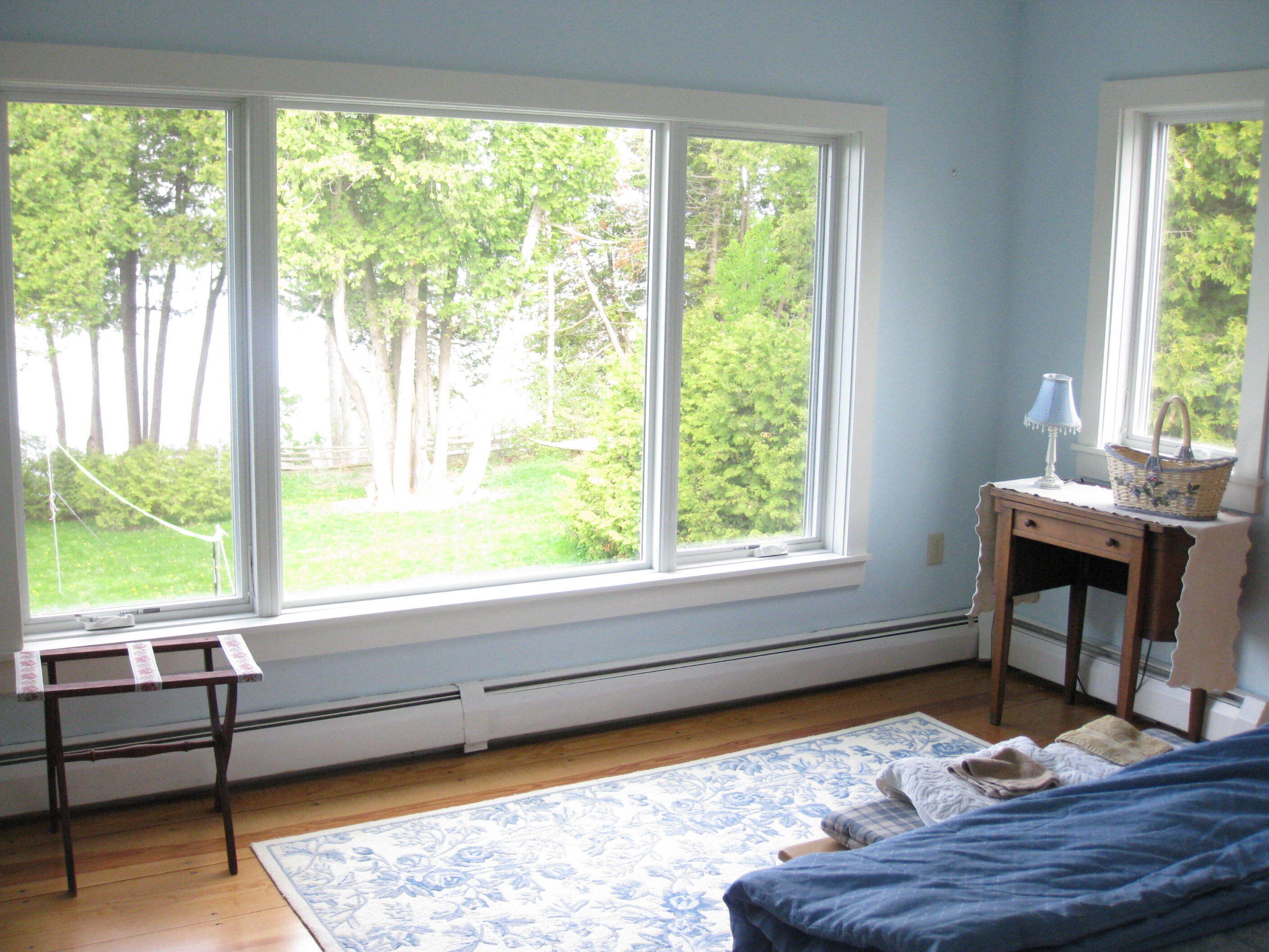 "Spectacular Lake Champlain Retreat"