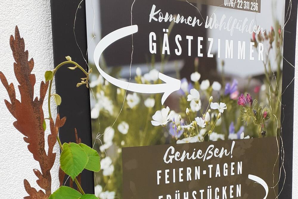 GästezimmerFreiRaum 1, mit Dusche\/WC, Sitzecke
