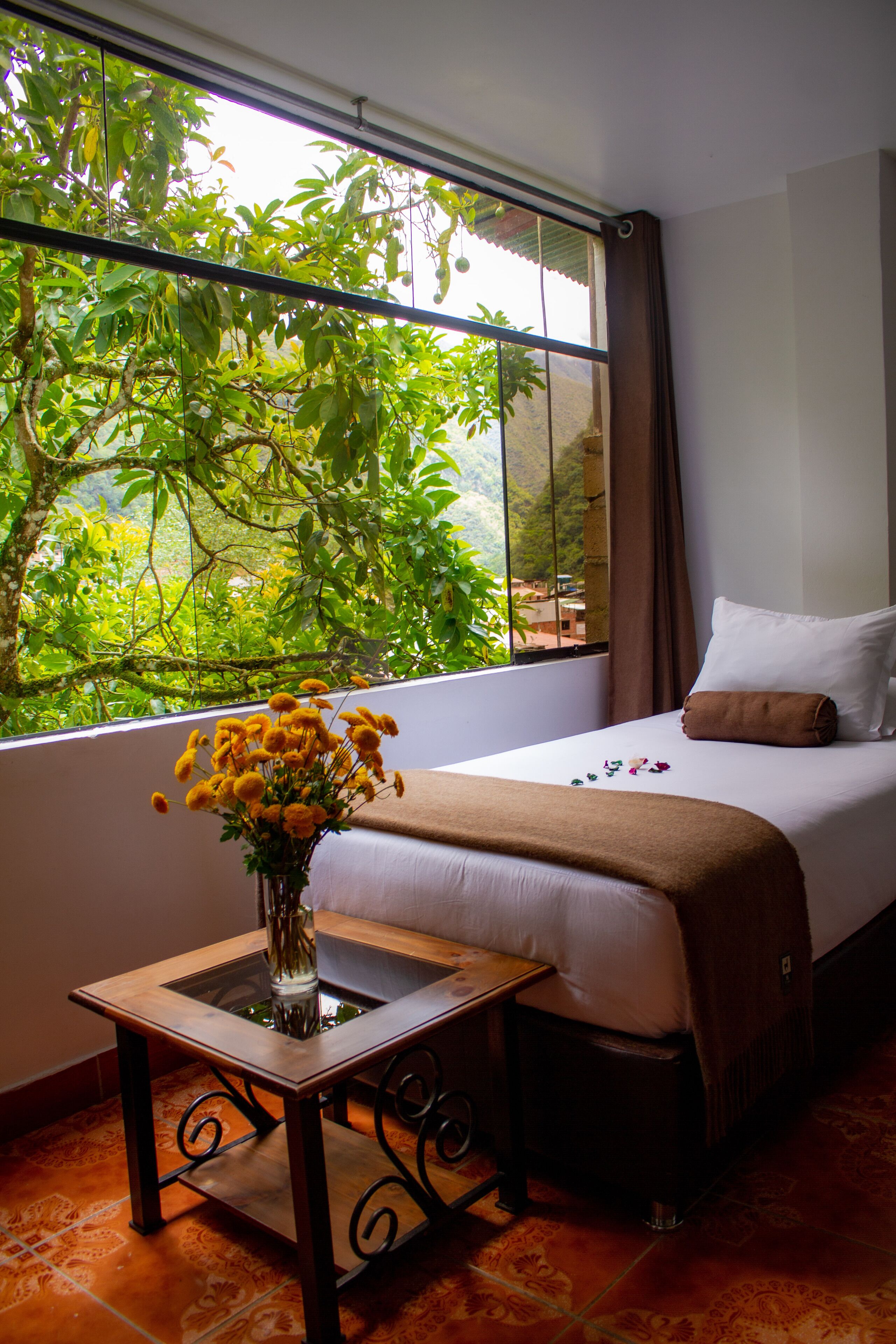 superior triple room, 3 single beds, mountain view | 1 bedroom, premium bedding, in-room safe, desk