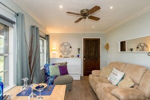 Älytelevisio, DVD-soitin, videokirjasto