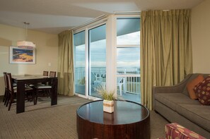 套房, 1 间卧室 | 客厅 | 40-英寸纯平电视 （配备有线频道）、电视