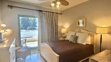 Bügeleisen/Bügelbrett, kostenloses WLAN, Bettwäsche