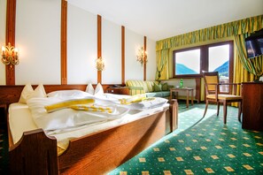 Habitación doble superior | Escritorio, wifi gratis y ropa de cama 