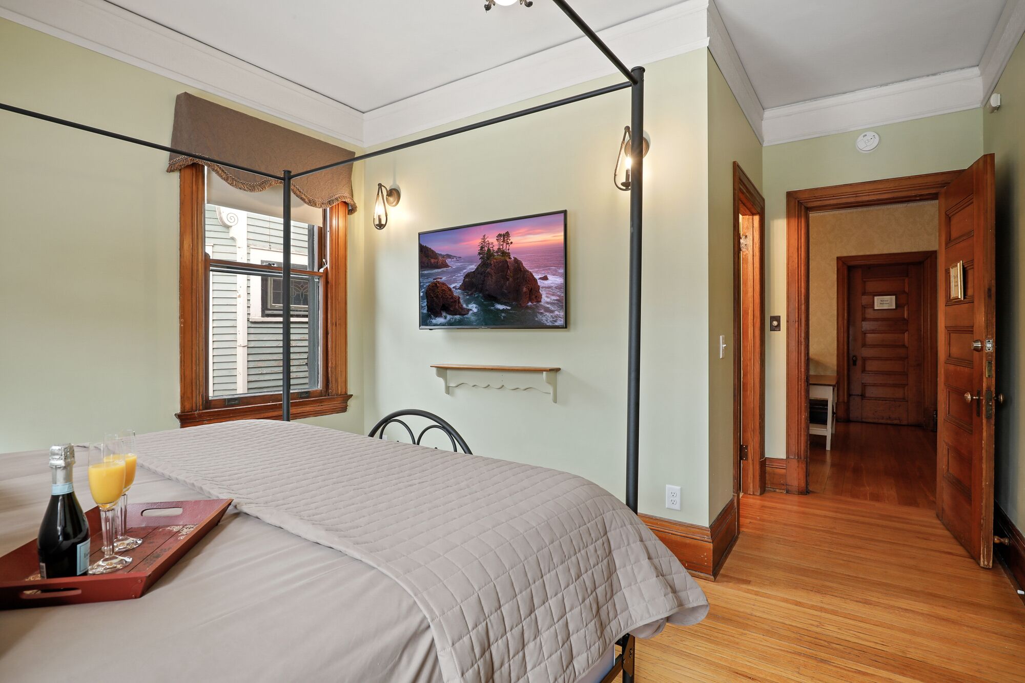 4 Schlafzimmer, Bügeleisen/Bügelbrett, WLAN, Bettwäsche