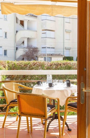 Outdoor dining - Codonyer A - Nice apartment with communal pool in Port de Pollença (Port de Pollença)