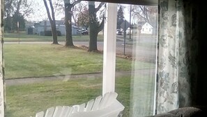 Room - Clean...Comfortable... (Taylor)