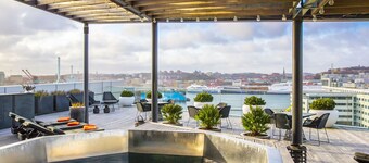 Radisson blue riverside