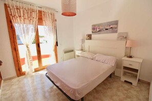 4 bedrooms, free WiFi