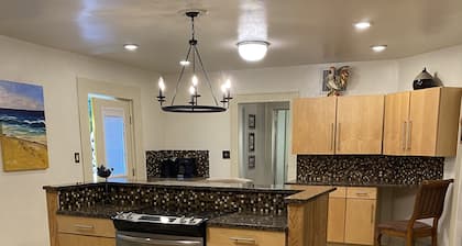 Charming 3 bdrm in Mooresville