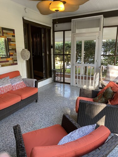 Charming 3 bdrm in Mooresville