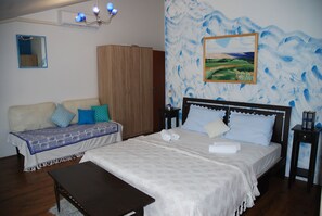 4 室のベッドルーム、セーフティボックス (室内)、アイロン / アイロン台、WiFi