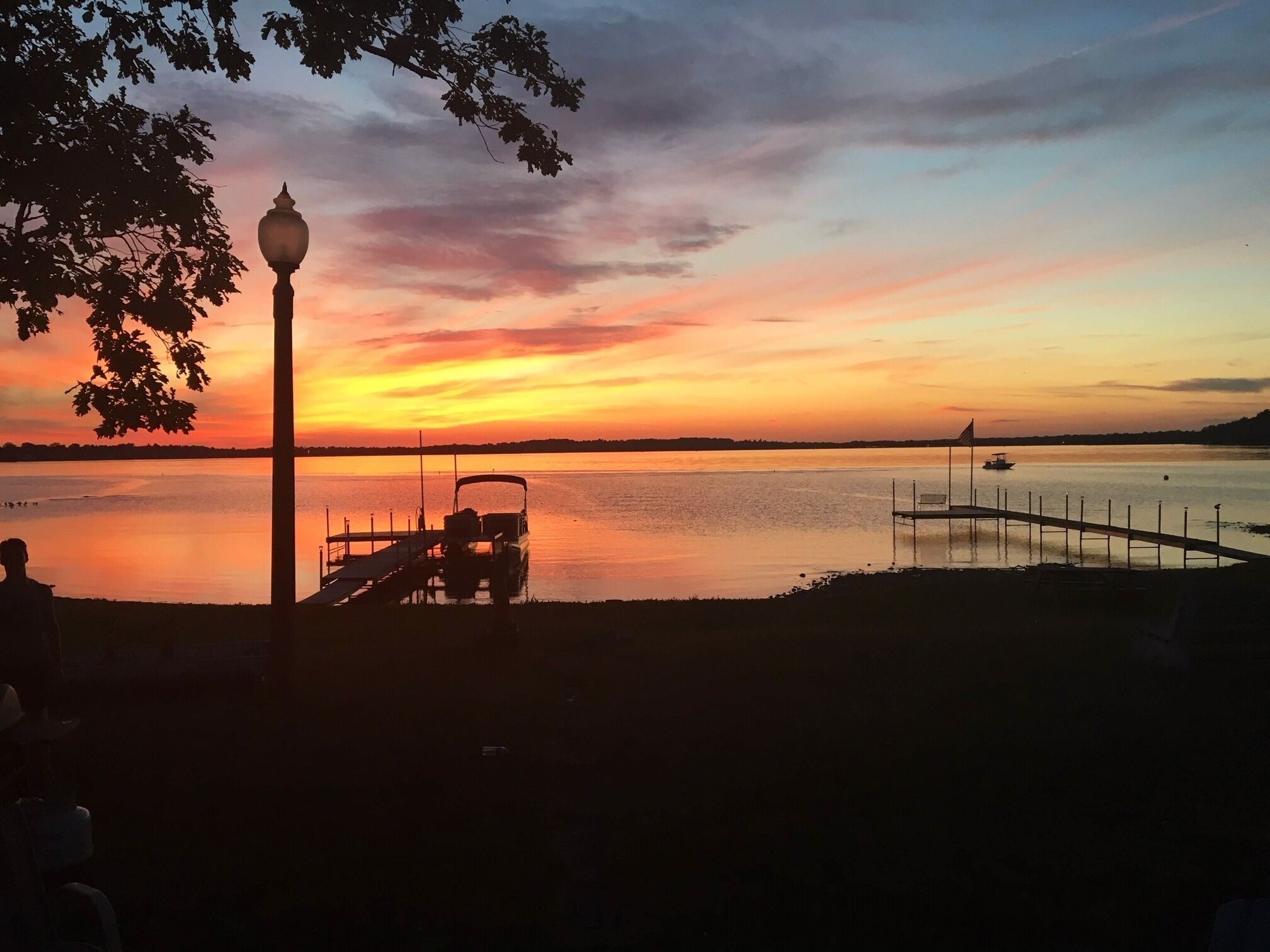 Panoramic Views Open Living & Dining room Entire Lakefront oasis Steps from H20
