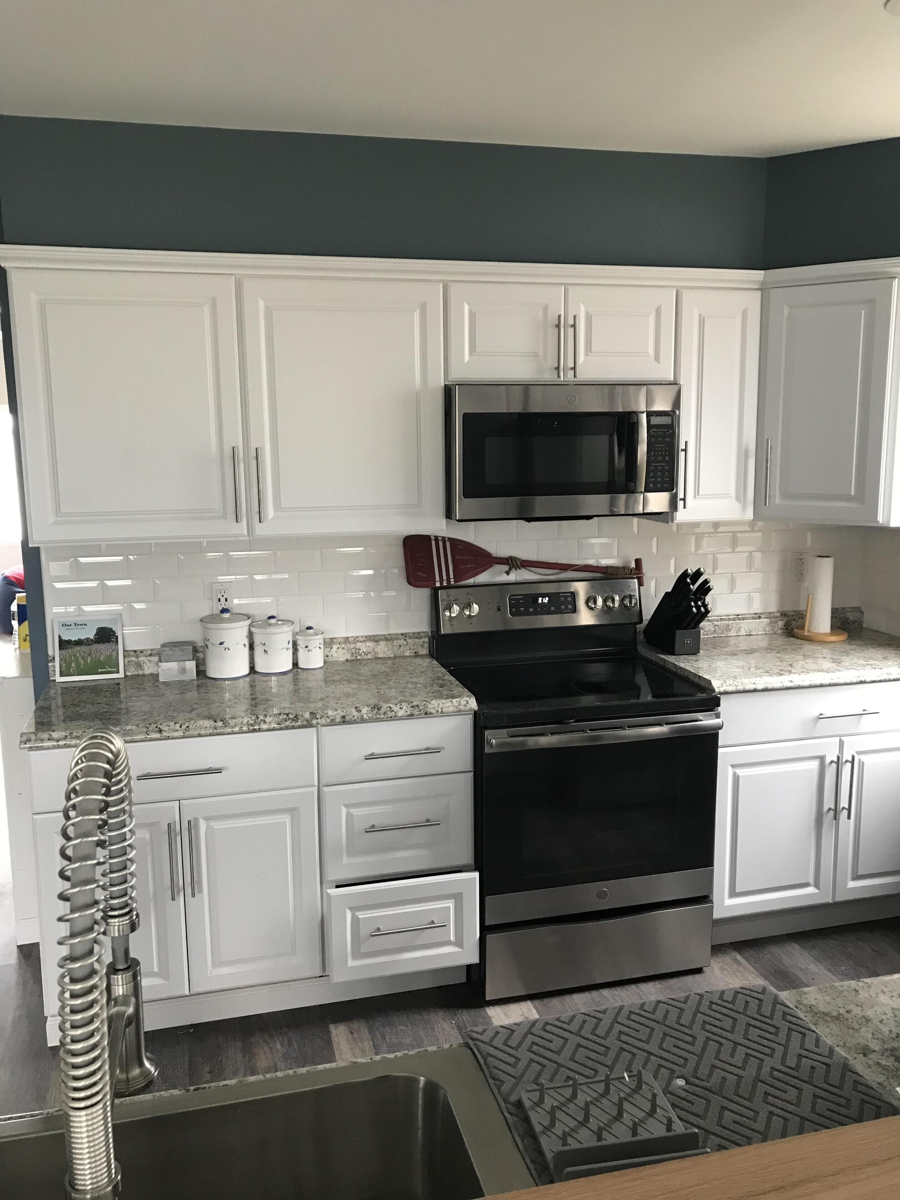  REMODELED gem with AC on FLAT lakefront!