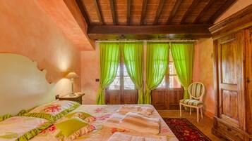 2 Schlafzimmer, BĂŒgeleisen/BĂŒgelbrett, Reisekinderbett, kostenloses WLAN