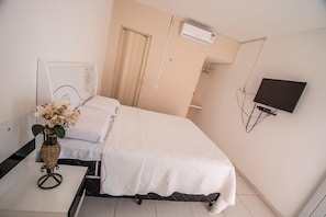 Desk, iron/ironing board, rollaway beds, free WiFi