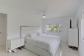 3 Schlafzimmer, Schreibtisch, Bügeleisen/Bügelbrett, kostenloses WLAN