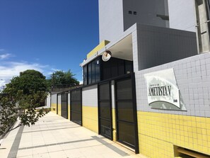 Exterior detail - Room and Room in the Heart of Maceió Waterfront (Ponta Verde)