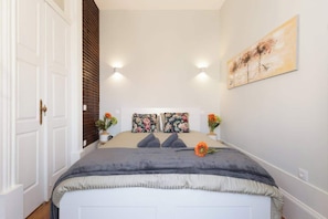 1 Schlafzimmer, schallisolierte Zimmer, Bügeleisen/Bügelbrett