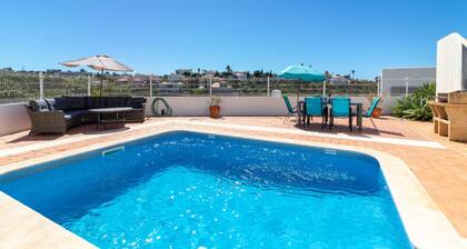 Casa Jasmine - Private pool and just 10 minute walk to beach and town