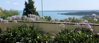 GARDA LANDSCAPE - Apartment in Villa with Garden and Private Pool