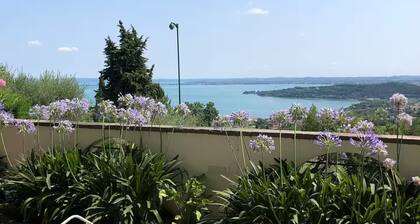 GARDA LANDSCAPE - Apartment in Villa with Garden and Private Pool