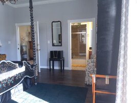 Bernini Room | Premium bedding, down comforters, Tempur-Pedic beds