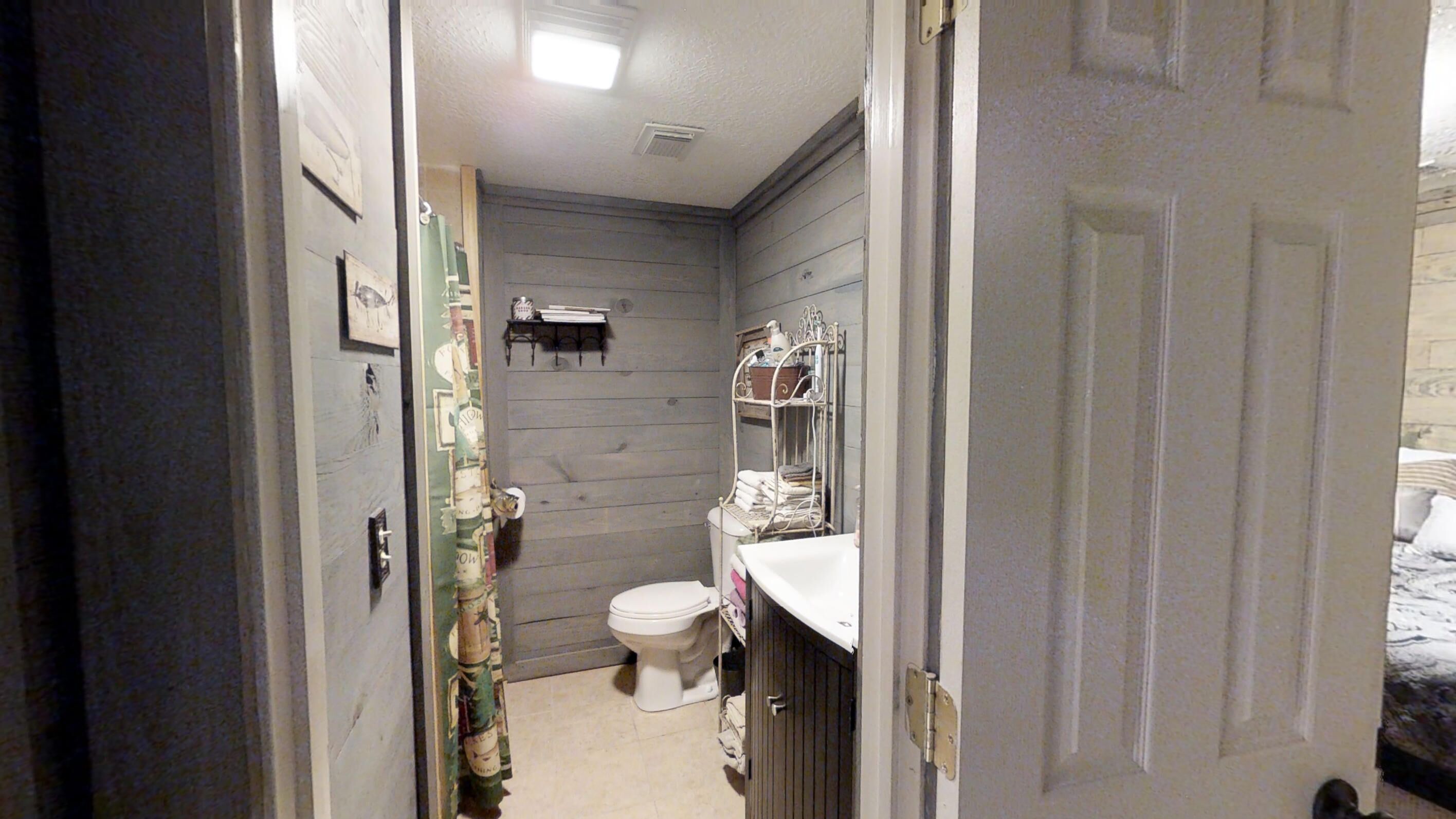 Waterfront Retreat in Toledo Bend