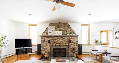 Secluded, Ski, Firepit, Pool, Getaway On 10 Acres