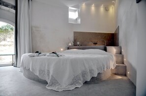 3 chambres, fer et planche à repasser, lit parapluie, Wi-Fi gratuit