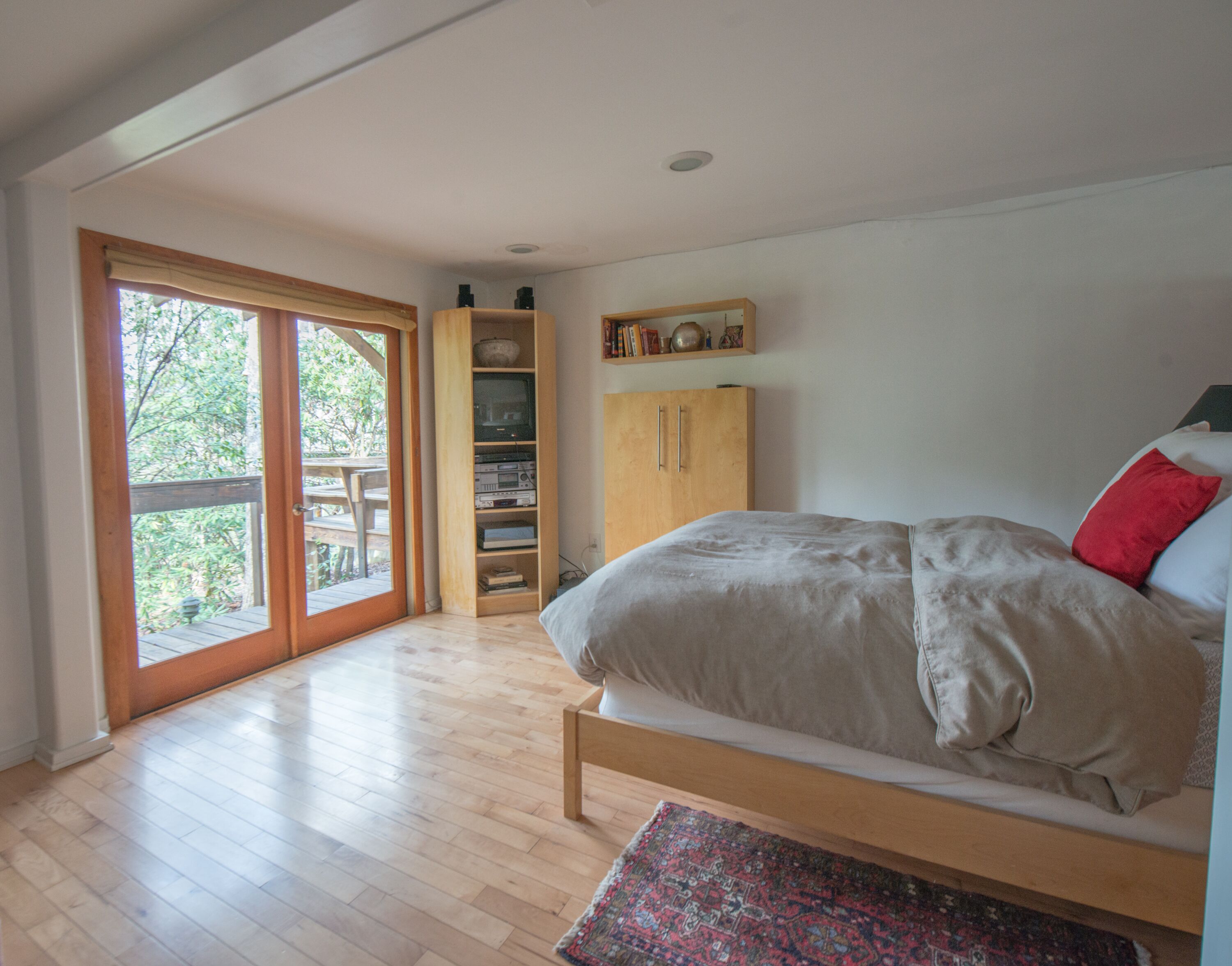 A luxury cottage created by Black Mountain College