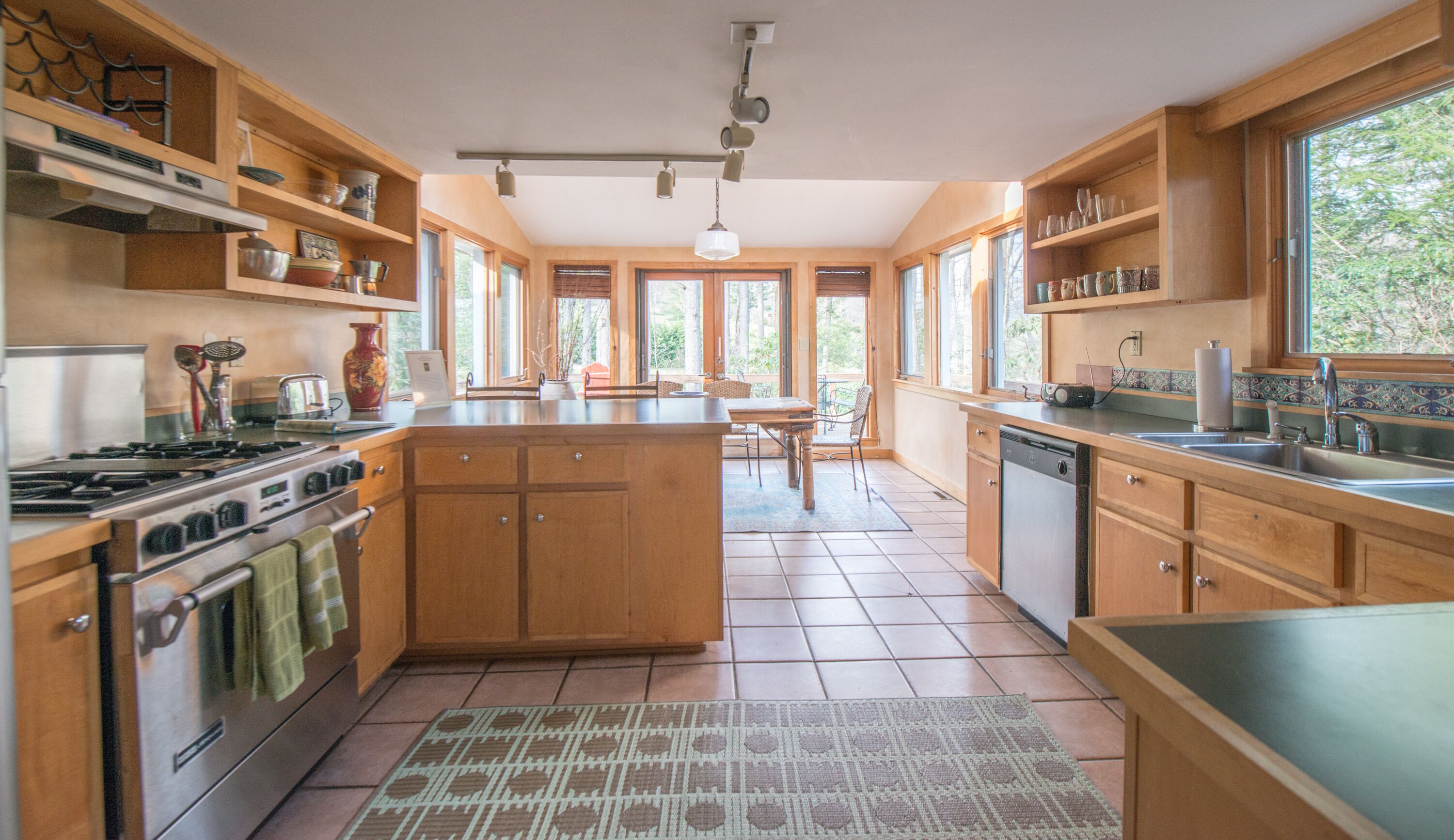 A luxury cottage created by Black Mountain College