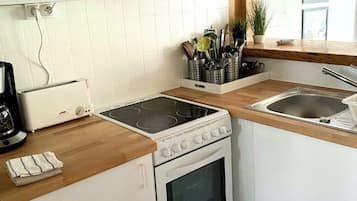 Frigorífic, microones, forn i placa de cuina