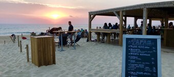 Best location for your holidays, cozy villa at bottom of the Bourdaines dunes!