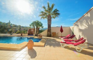 Piscine extérieure